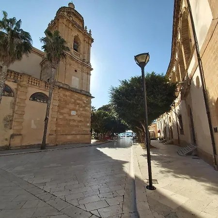 Casa Nobiliare Scuderi Apartment Mazara del Vallo